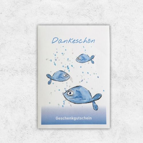 Eine Gutscheinkarte, bedruckt mit Fischen und der Aufschrift Dankeschön.