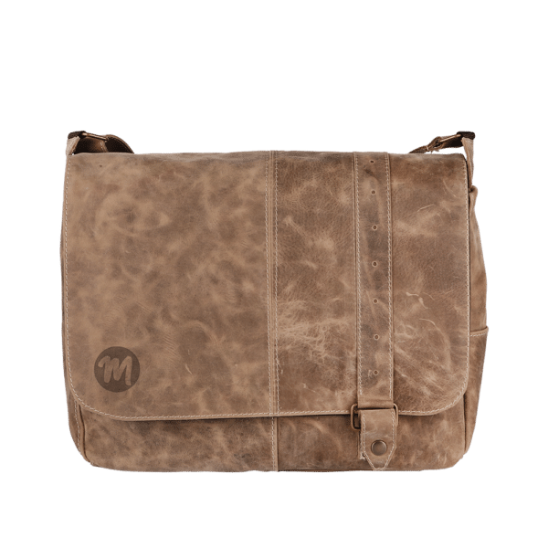 Leder-Umhängetasche in beige.